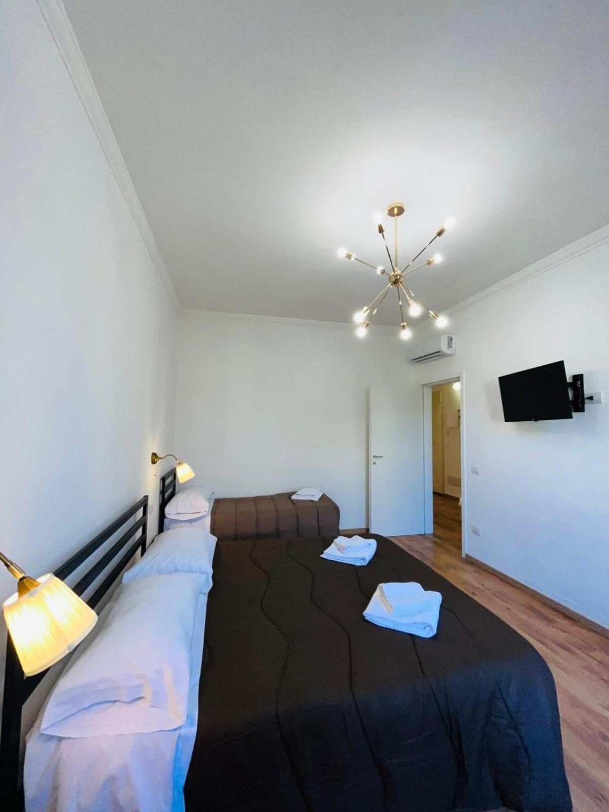 Oriani Bnb Bed & Breakfast Florenţa Exterior foto