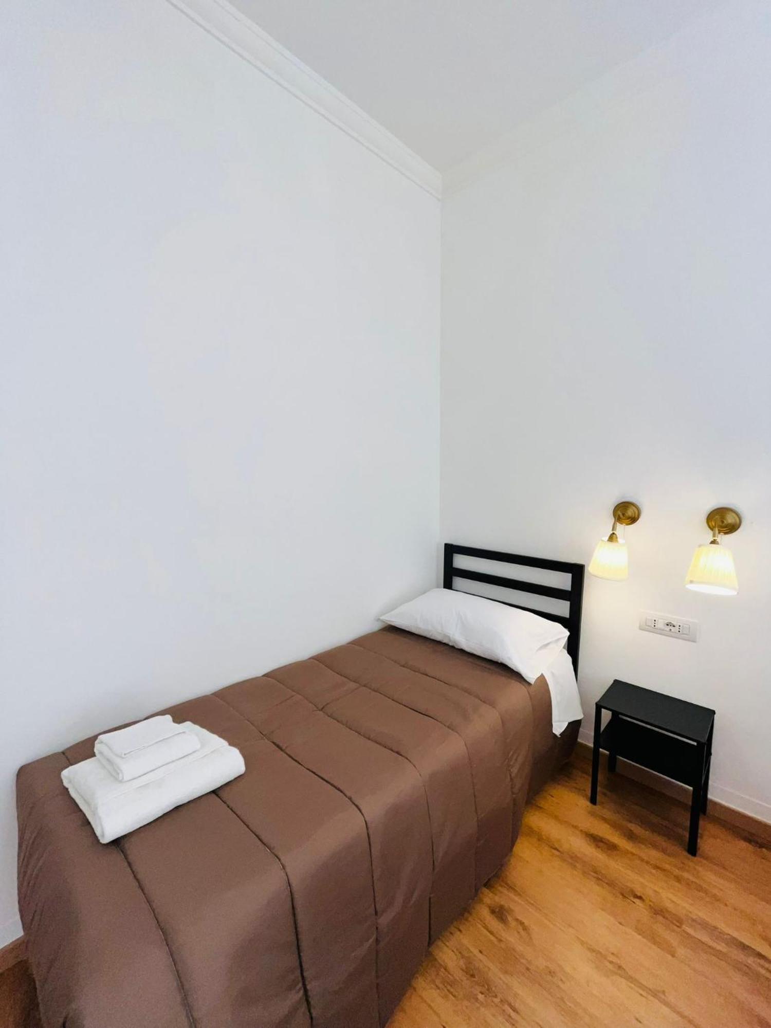Oriani Bnb Bed & Breakfast Florenţa Exterior foto