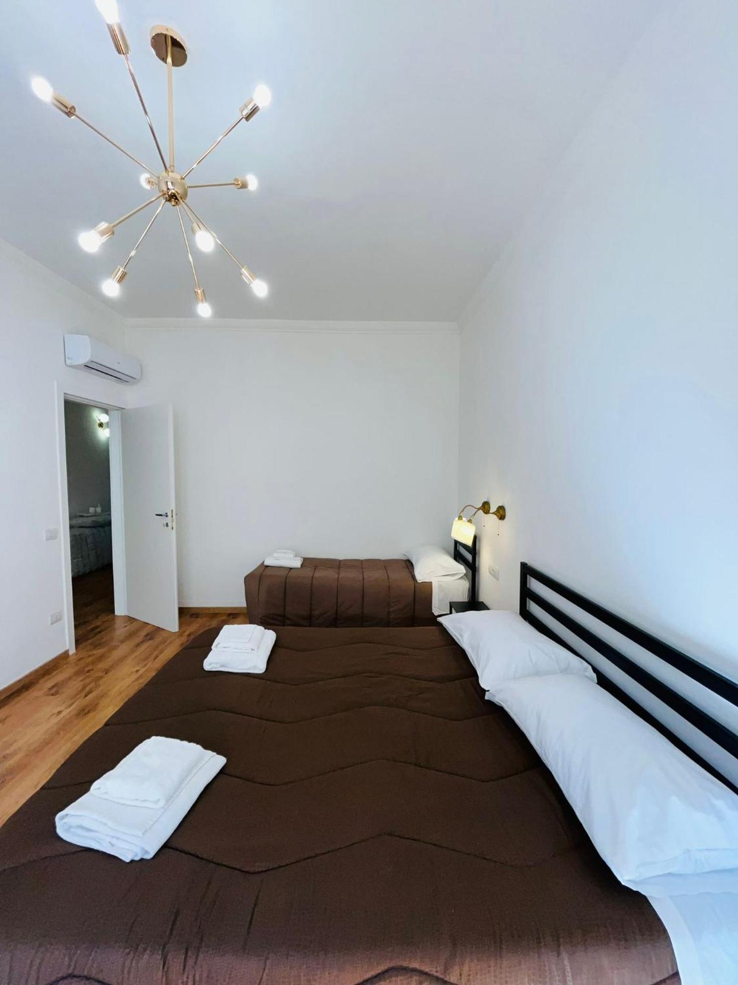 Oriani Bnb Bed & Breakfast Florenţa Exterior foto