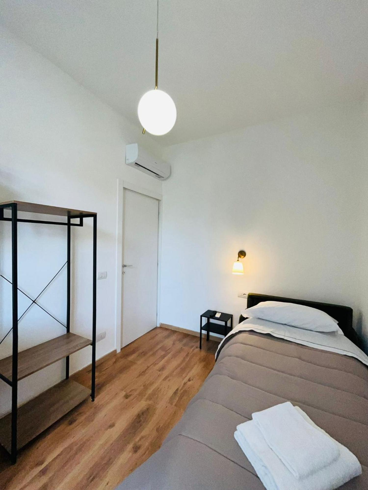 Oriani Bnb Bed & Breakfast Florenţa Exterior foto