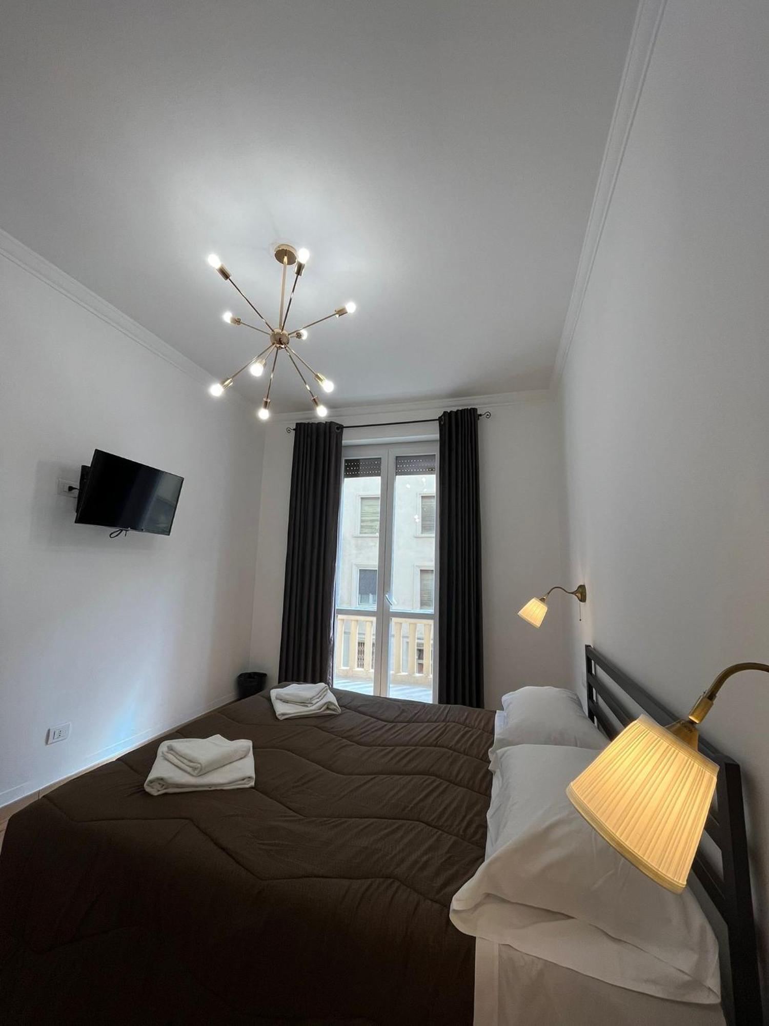 Oriani Bnb Bed & Breakfast Florenţa Exterior foto